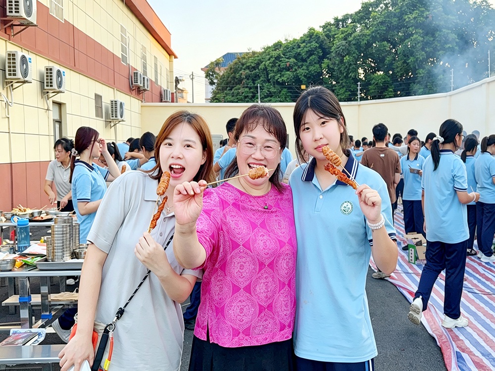上饶叛逆娃娃培训学校怎么联系?本地寄宿成长培育机构筛选指南